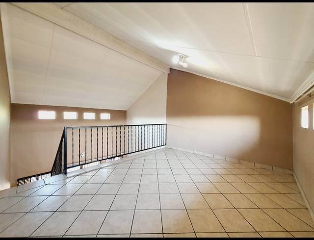 2 BEDROOM APARTMENT FOR SALE IN VORNA VALLEY
